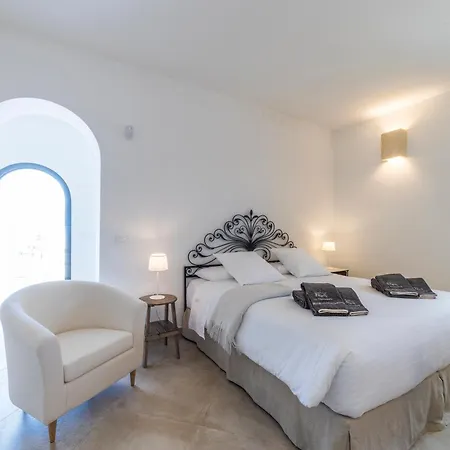 Masseria Le Mandorle Hotel
