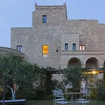 فندق Masseria Le Mandorle 5*