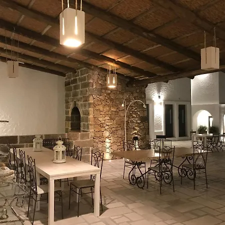 Otel Masseria Le Mandorle Ugento
