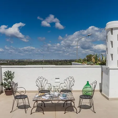 Masseria Le Mandorle Otel Ugento