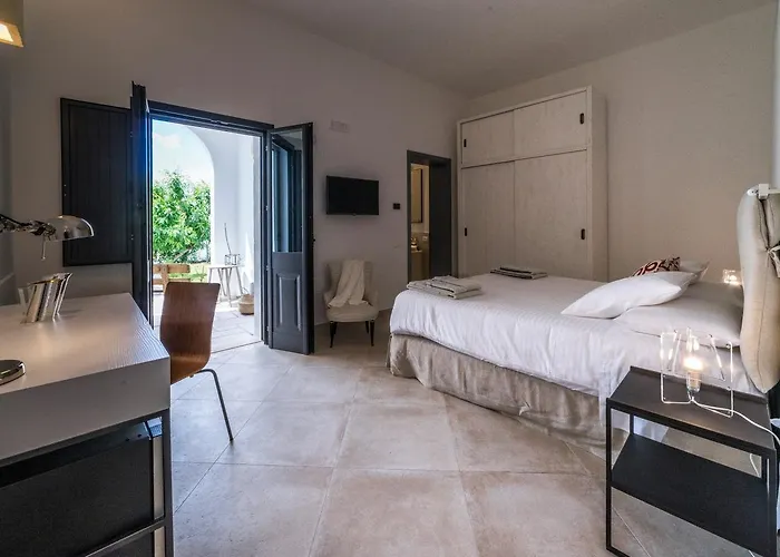 Masseria Le Mandorle Hotel